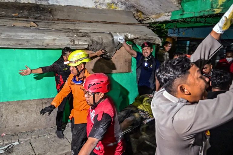 Tragedi Robohnya Pesantren di Sidoarjo: 3 Santri Meninggal, Puluhan Lainnya Selamat