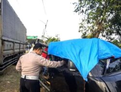 12 Orang Meninggal Akibat Truk Hino Tabrak Mobil Pickup Bak Terbuka Di Indramayu